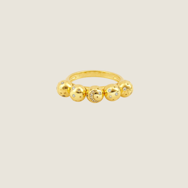 Bubble V — Sandrine Barabinot 18k gold ring with five spheres set with diamonds