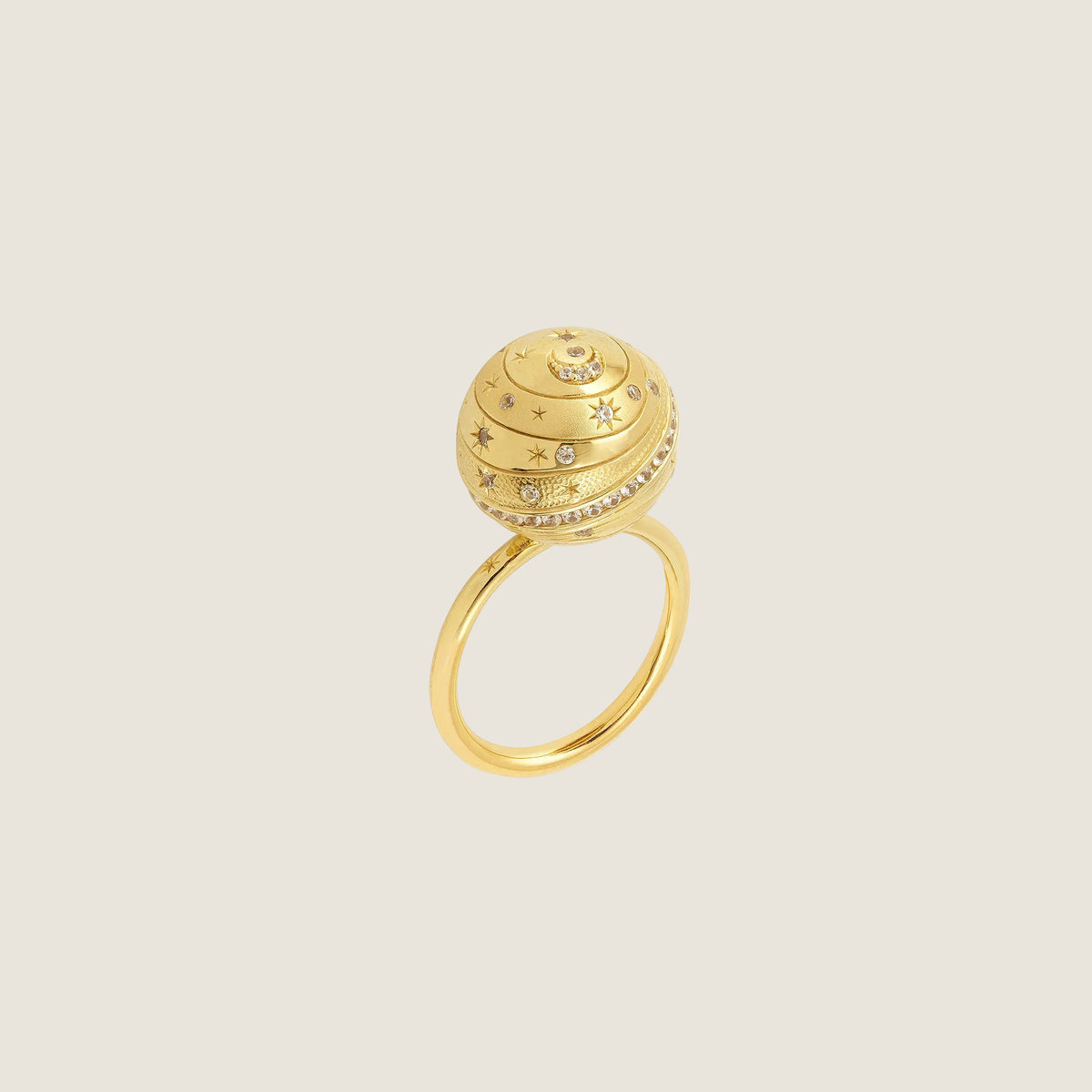 Circle I — Sandrine Barabinot 18k polished gold sphere ring encircled by a pavé diamond halo