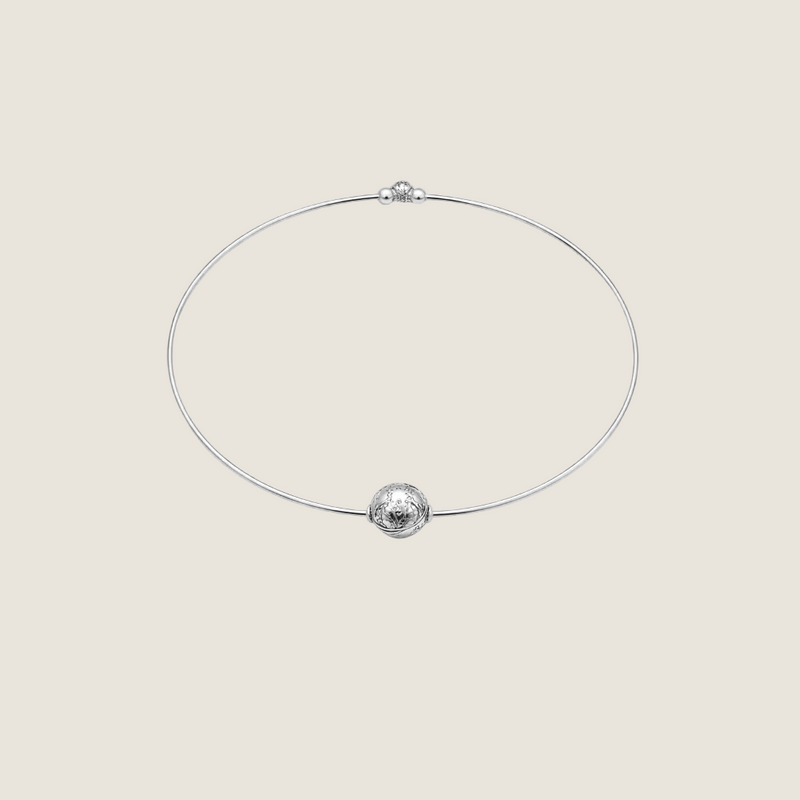 Kindred — Sandrine Barabinot rhodium-plated silver torque necklace with engraved Bubble sphere and white sapphires